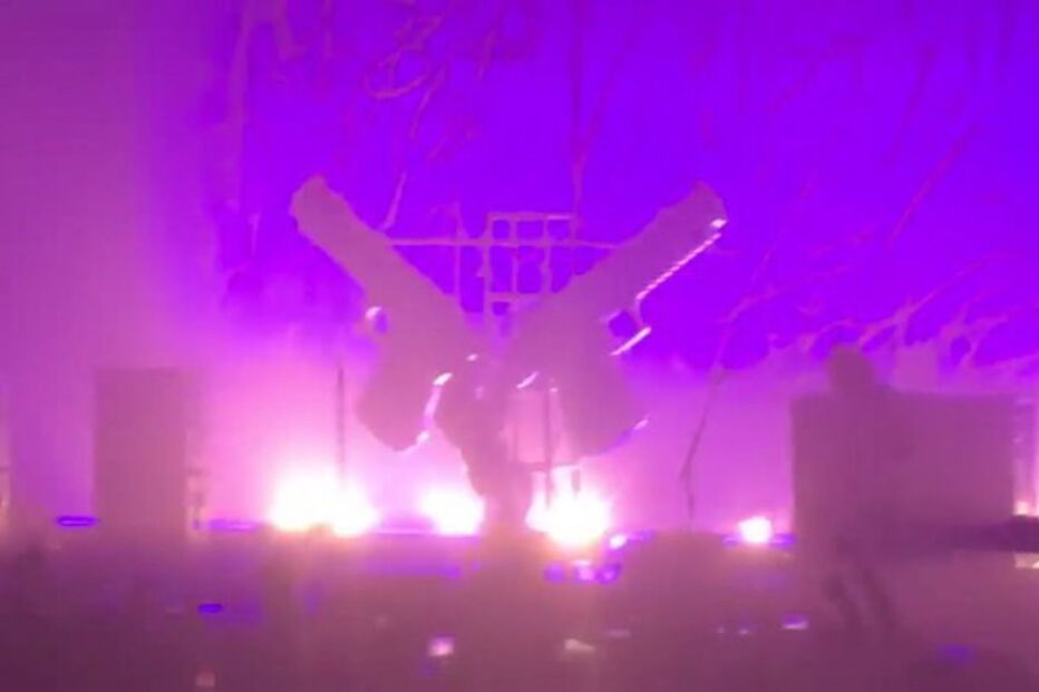 Marilyn Manson ficou ferido em palco