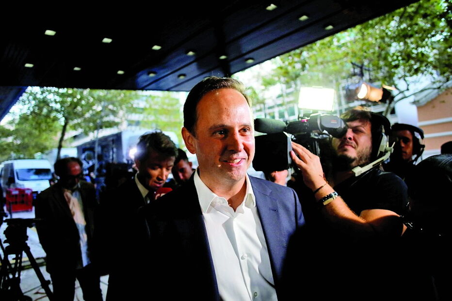 PCP, PS, Lisboa, António Costa, Passos Coelho, PSD, Porto, CDS, Bloco de Esquerda, Isaltino, Câmara de Oeiras, eleições, partidos e movimentos, política