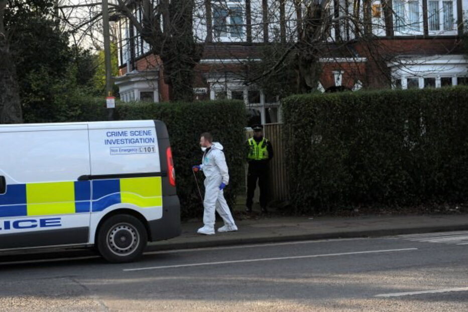Sinead Connett teve o bebé e depois atirou-o para o esgoto em casa dos pais