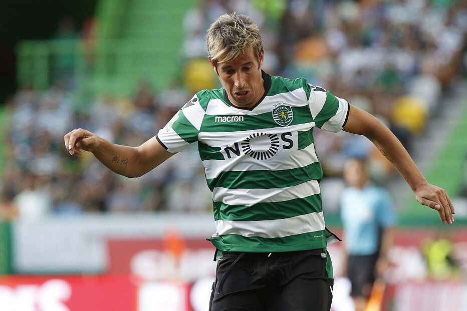 Fábio Coentrão tem sido acompanhado de perto por Jorge Jesus, que tem gerido a sua condição física com ‘pinças’   