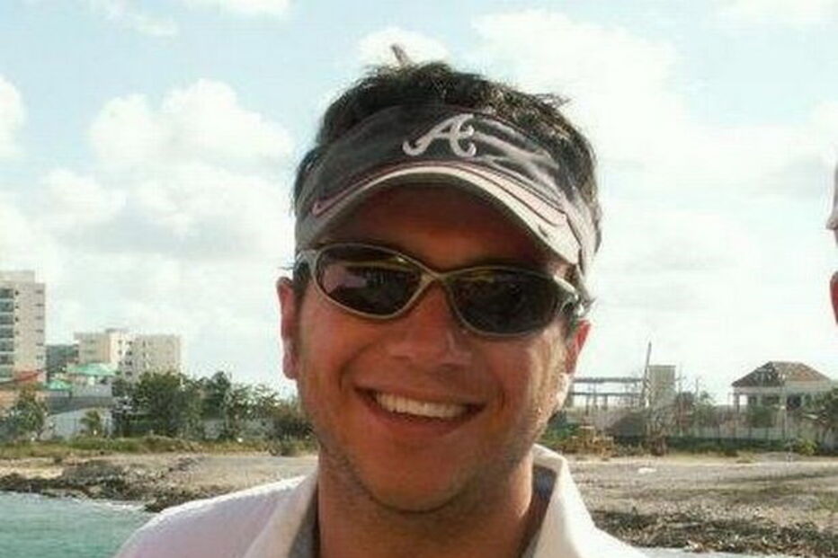 Sonny Melton era enfermeiro. Morreu a proteger a mulher