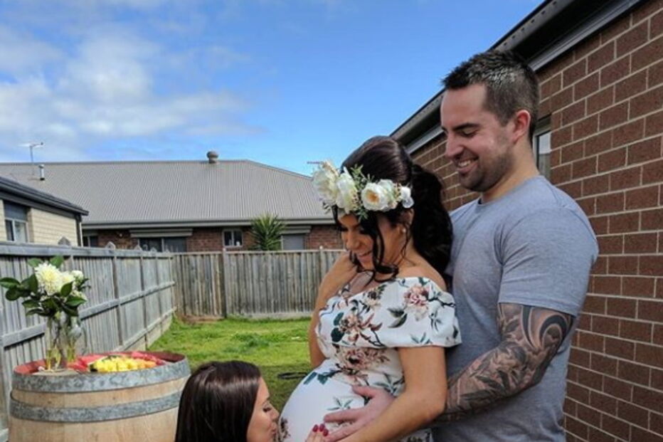 Mulher que atingiu a menopausa aos 23 anos está grávida