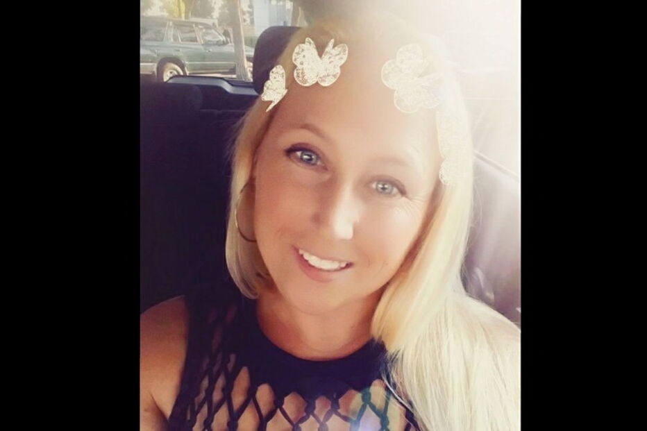 Carrie Barnette tinha 34 anos e trabalhava na Disney