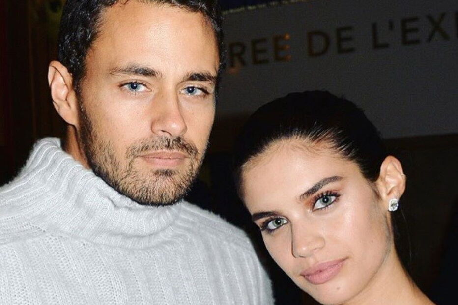 Sara Sampaio com o namorado, Oliver Ripley