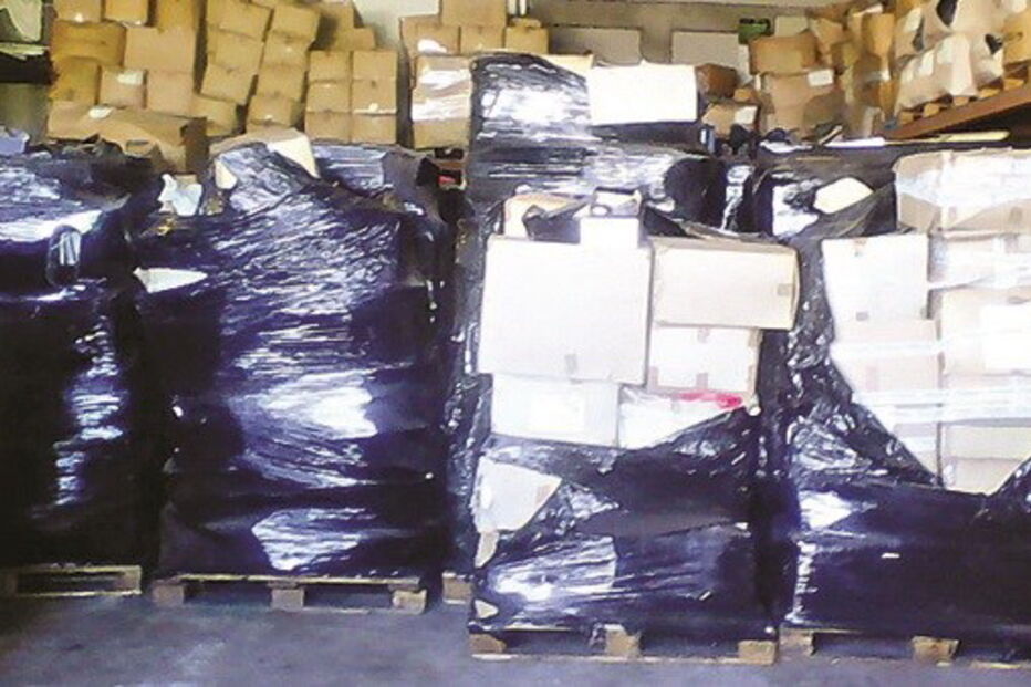 Roupa apreendida pela GNR em Fiães