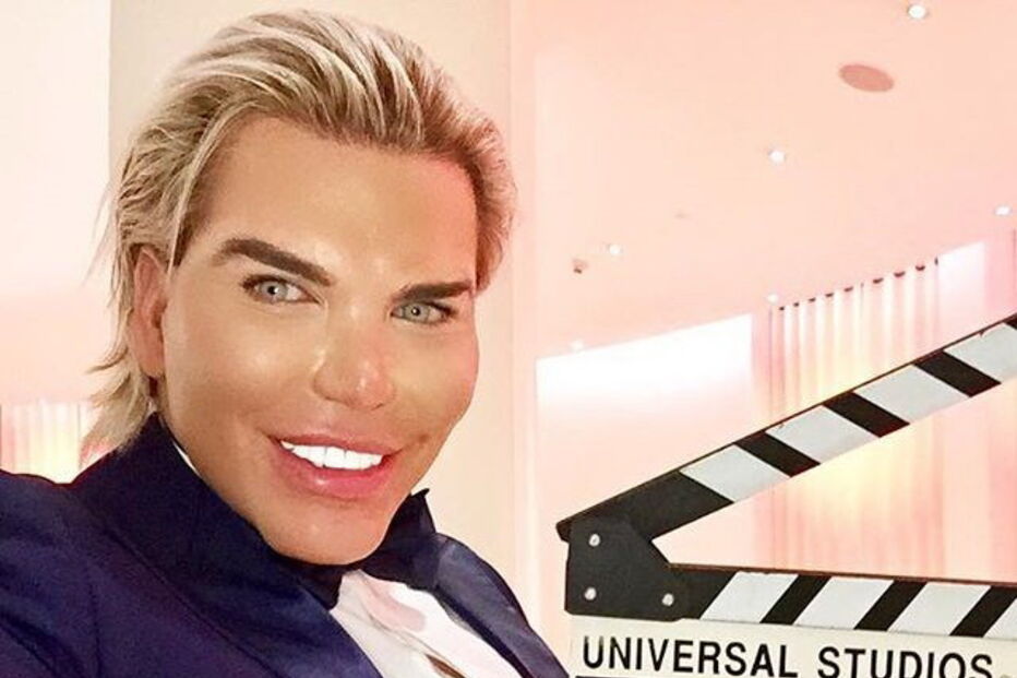 Rodrigo Alves, o 'Ken Humano'