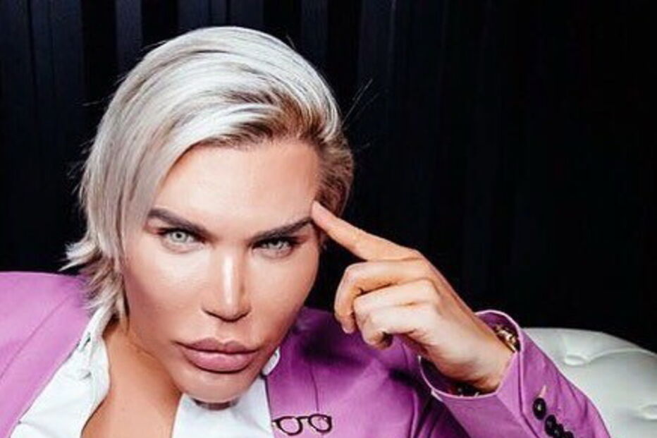 Rodrigo Alves, o 'Ken Humano'