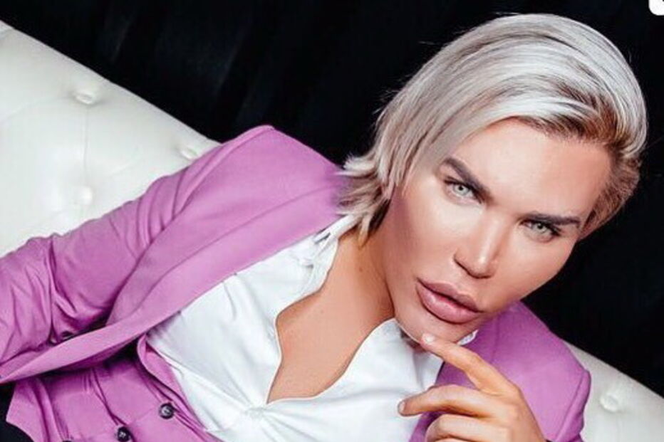 Rodrigo Alves, o 'Ken Humano'