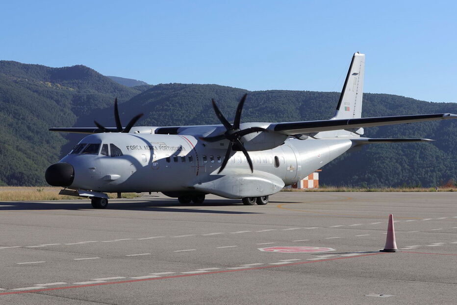  Seleção de Portugal viajou para Andorra com a Força Aérea
