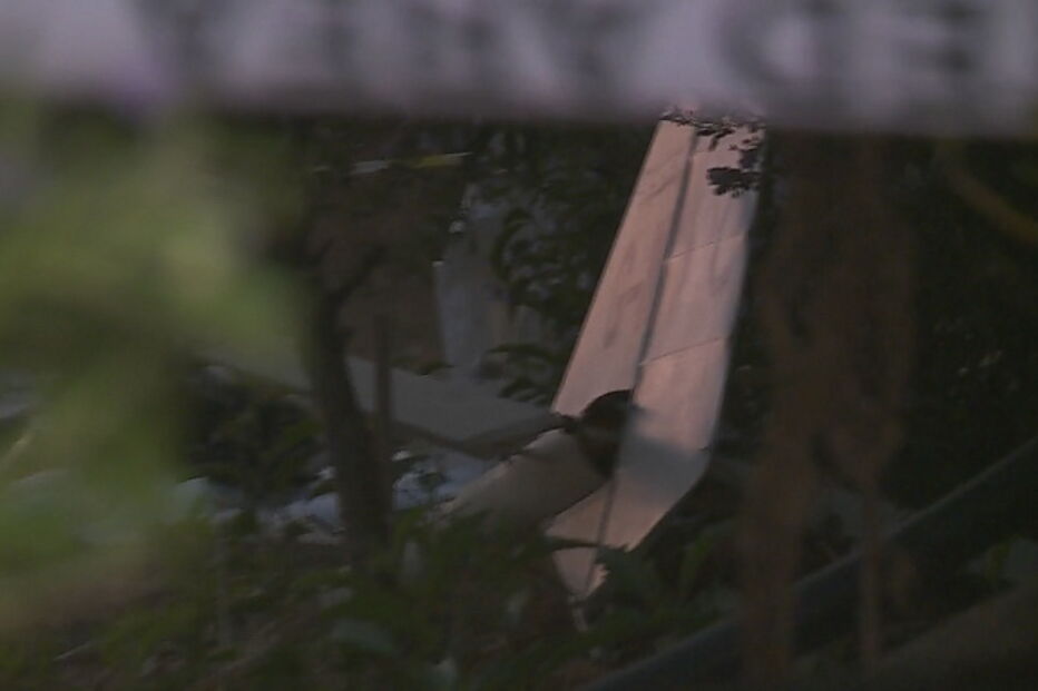 Avião ultraleve despenhou-se junto a casas em Olhão