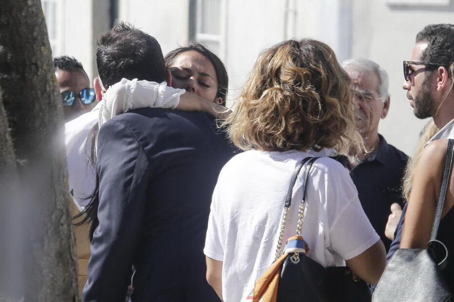 Sofia Ribeiro no último adeus ao pai