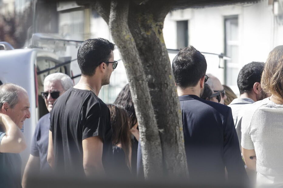 Sofia Ribeiro no último adeus ao pai