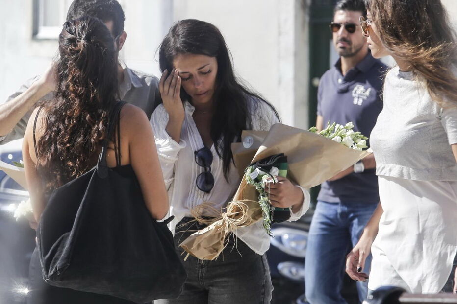 Sofia Ribeiro no último adeus ao pai