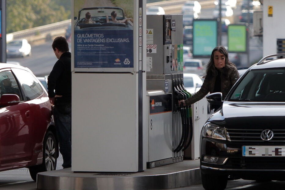 Taxa é paga em percentagem do valor do abastecimento feito pelos condutores que usam gasóleo, gasolina e GPL