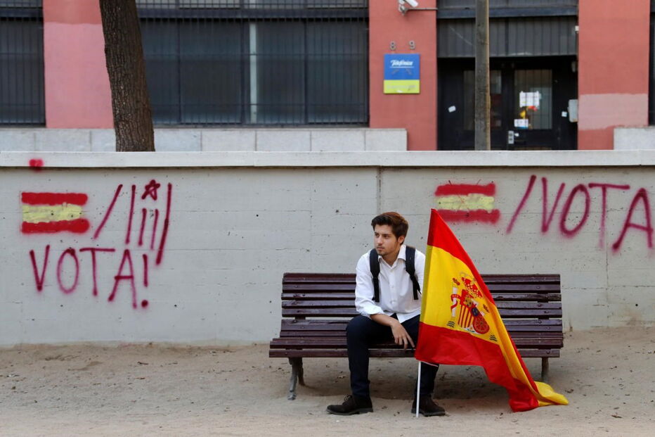 Milhares saíram à rua em Barcelona para apoiar permanência em Espanha