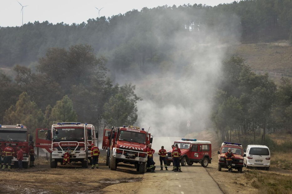 Fogo intenso alastrou aos concelhos de Pampilhosa da Serra e Arganil