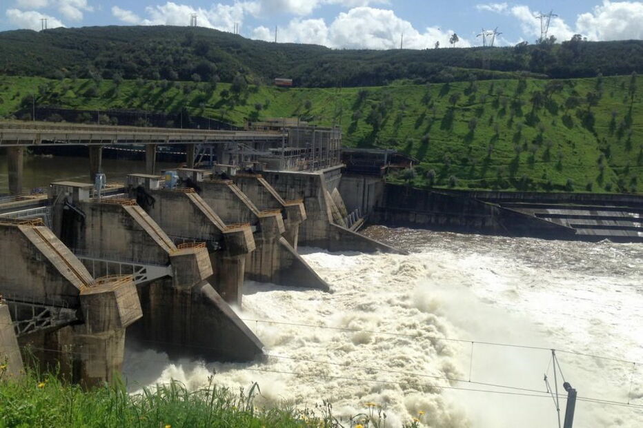 Produção de eletricidade a partir das barragens caiu de 36% do total produzido para 15% entre janeiro e agosto