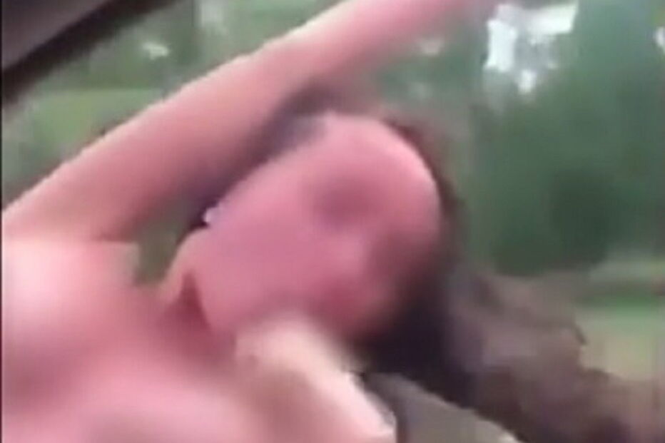 Turista filmada em topless morreu ao bater com a cabeça num poste de iluminação