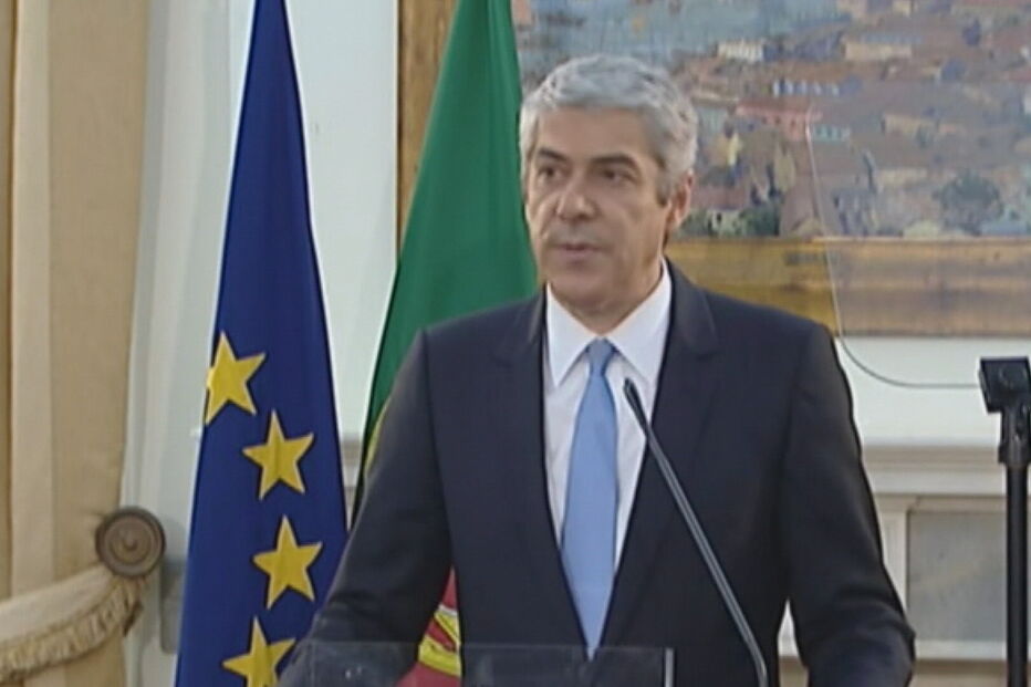 Três mil escutas tramam elite do regime