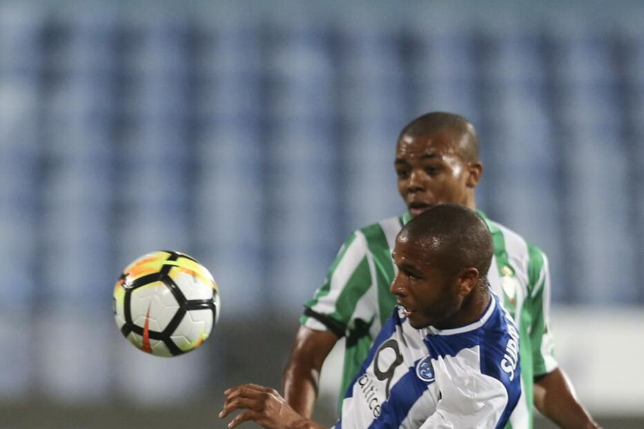 Lusitano e FC Porto defrontaram-se no estádio do Restelo