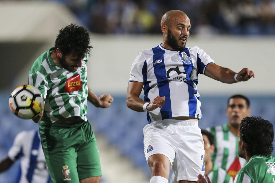 Lusitano e FC Porto defrontaram-se no estádio do Restelo