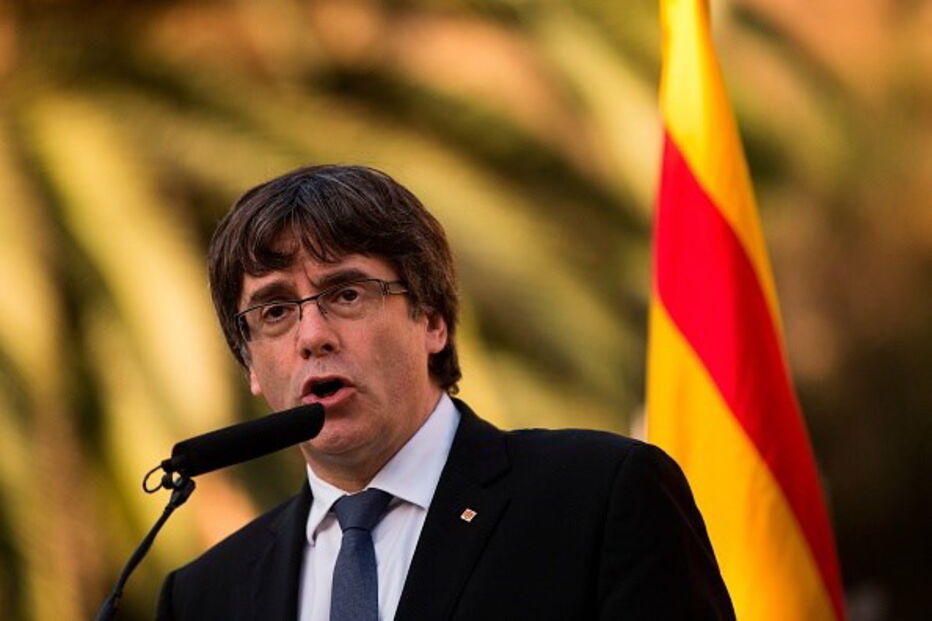  Charles Puigdemont, antigo presidente da Catalunha