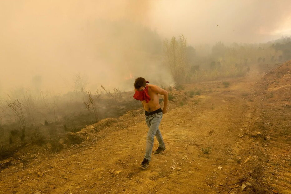 Três frentes de fogo obrigam a evacuar povoações na Lousã