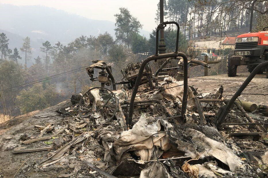 Destroços, incêndios 