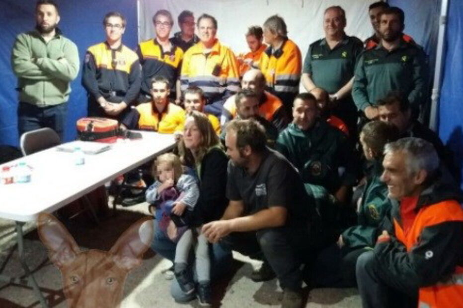 Emma foi encontrada pela equipa de resgate depois de sete horas desaparecida