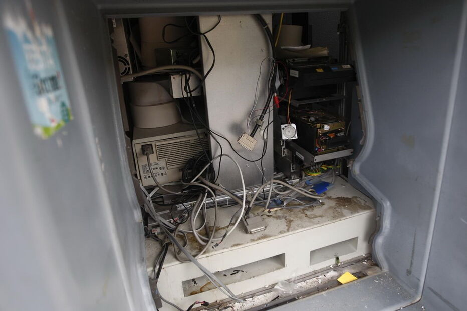 Grupo faz explodir caixa multibanco nas instalações da Junta de Freguesia de Maçussa ,na Azambuja