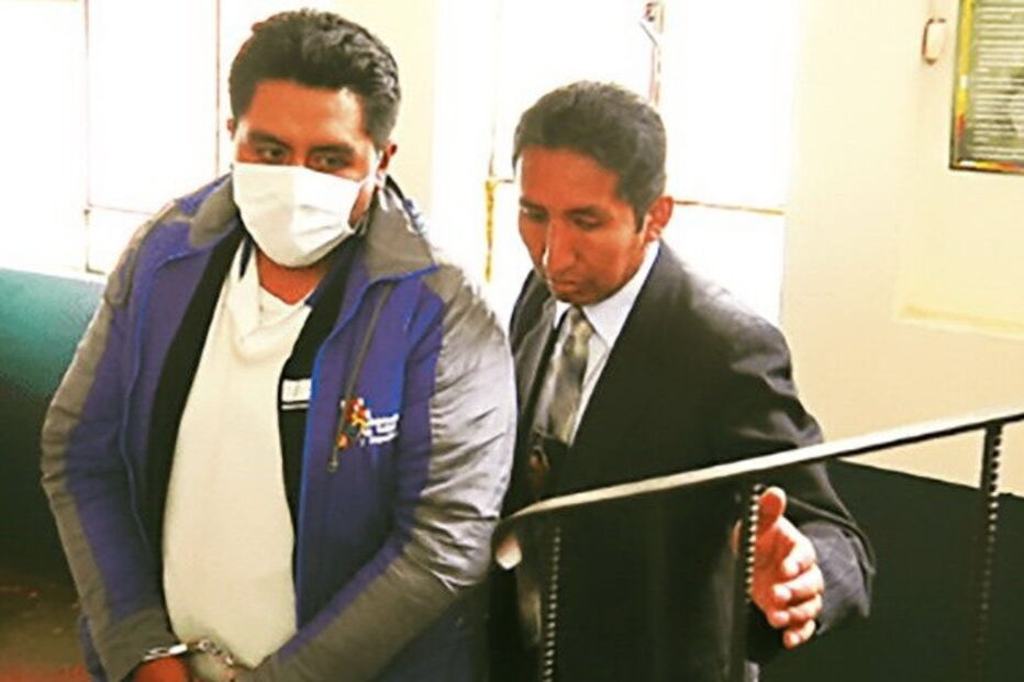 Grover Macuchapi foi apanhado a fazer sexo com um cadáver