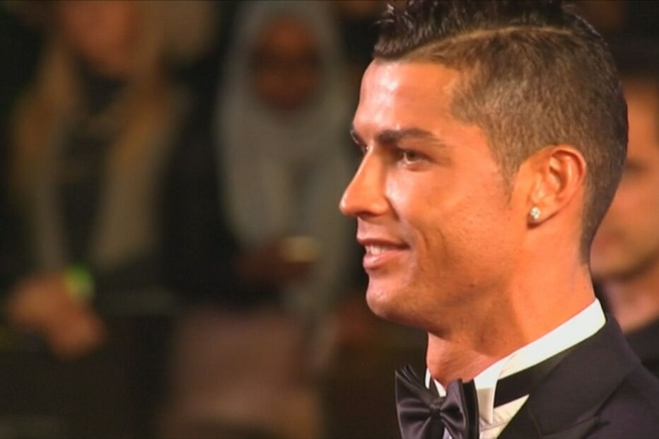 Ronaldo paga cuidados médicos a centenas de feridos dos incêndios