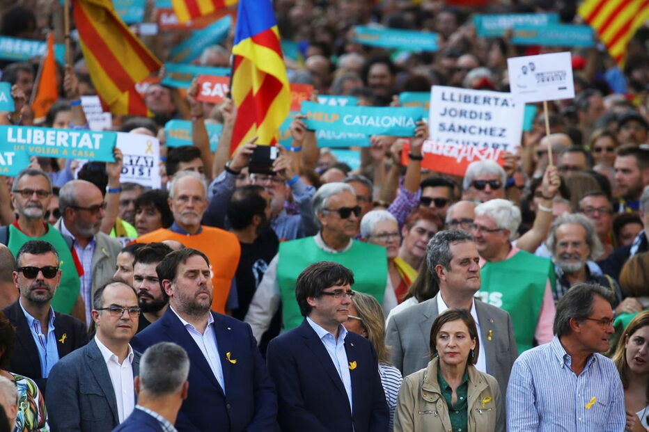 Catalunha, Barcelona, independência, Espanha, referendo