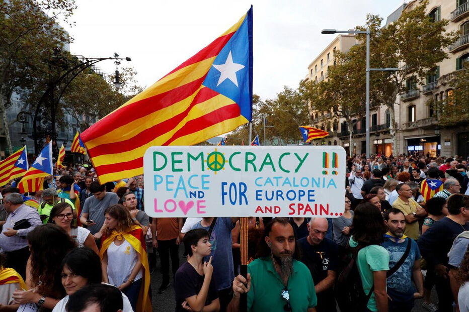 Catalunha, Barcelona, independência, Espanha, referendo