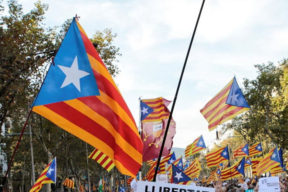 Catalunha, Barcelona, independência, Espanha, referendo