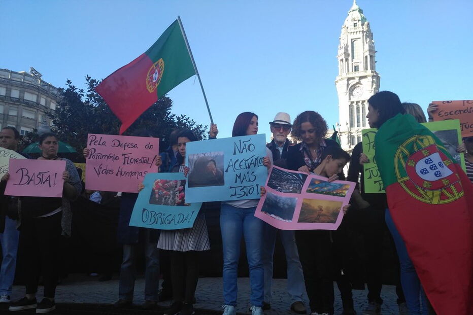 Incêndios, Portugal, Manifestação Silenciosa, Lisboa, Viseu, Porto, Braga, Marinha Grande, Bragança