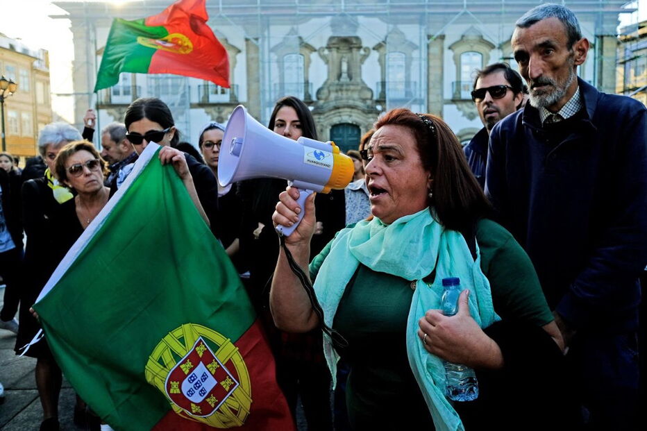 Incêndios, Portugal, Manifestação Silenciosa, Lisboa, Viseu, Porto, Braga, Marinha Grande, Bragança