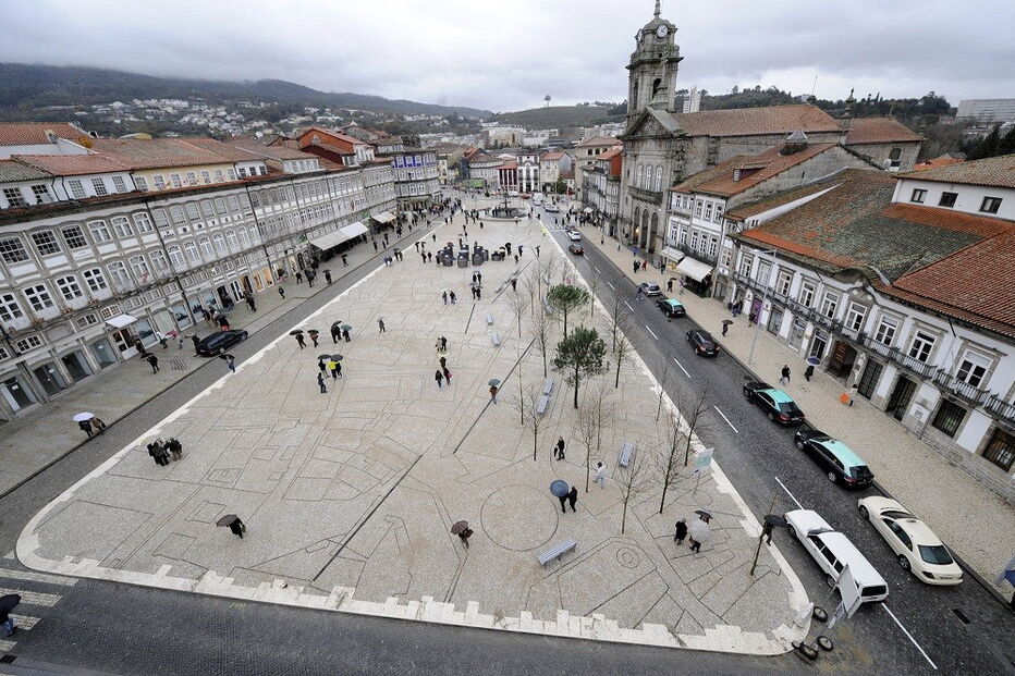 estacionamento, parque camões, guimarães, carros, veículos