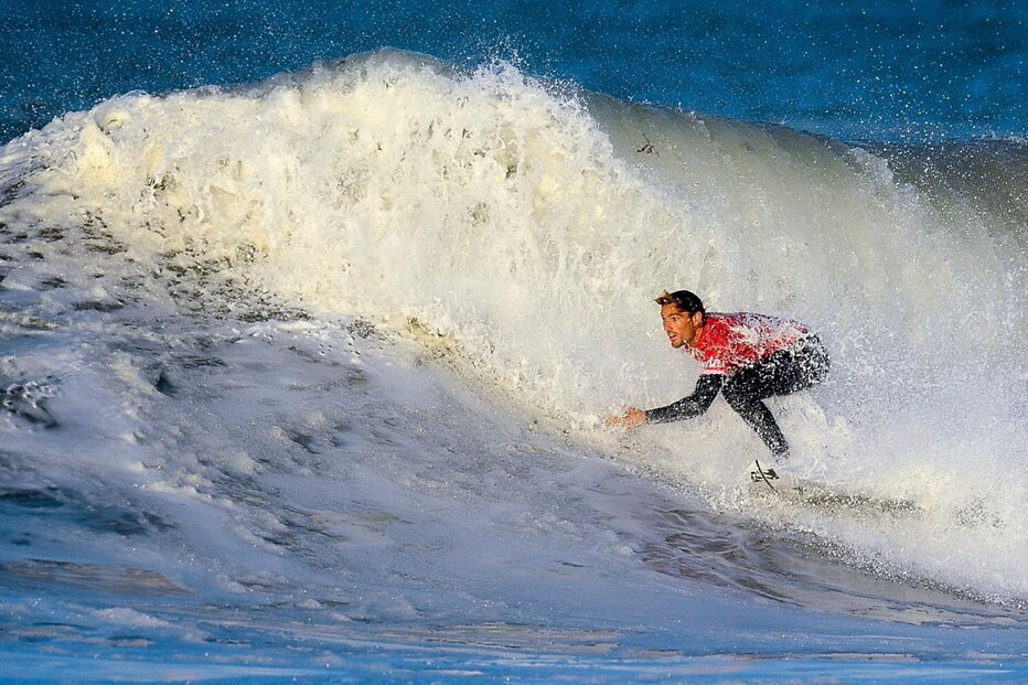 Frederico Morais, 'Kikas', em ação nas ondas de Peniche