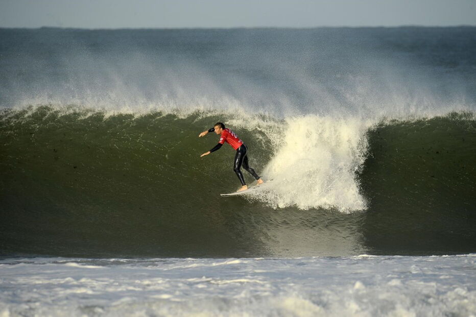 Frederico Morais, 'Kikas', em ação nas ondas de Peniche