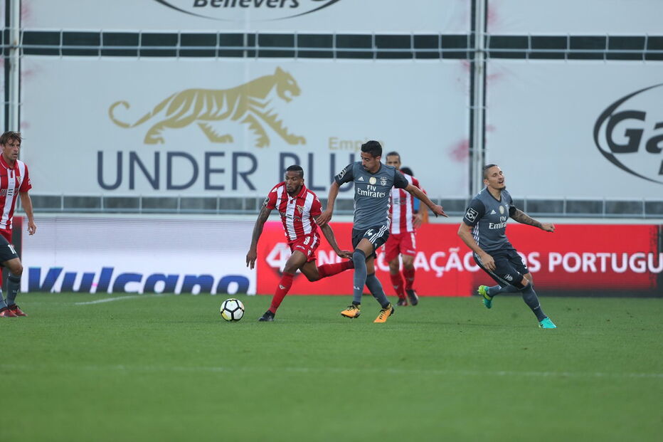 Desportivo das Aves recebe Benfica em jogo da nona jornada