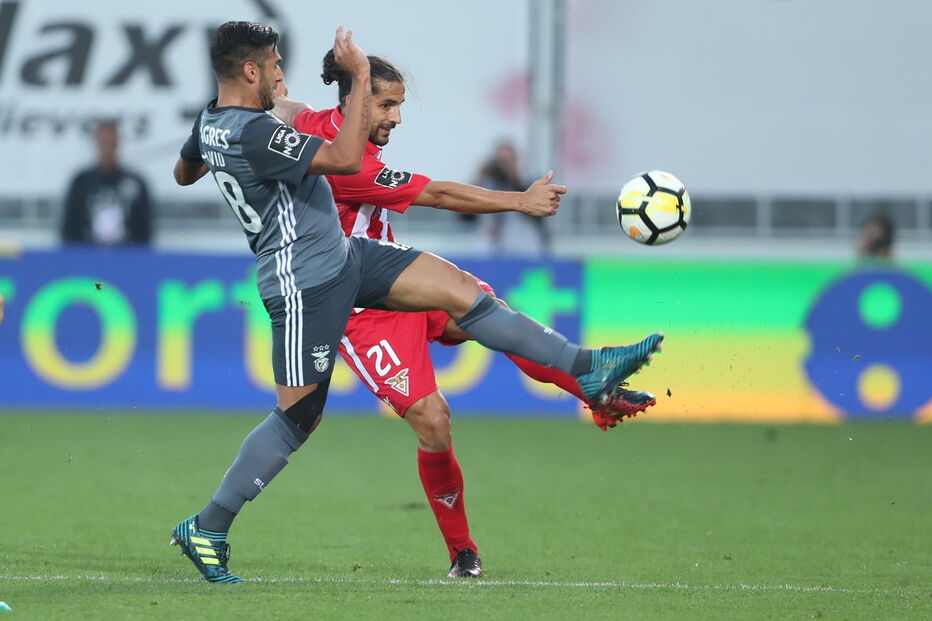 Desportivo das Aves recebe Benfica em jogo da nona jornada