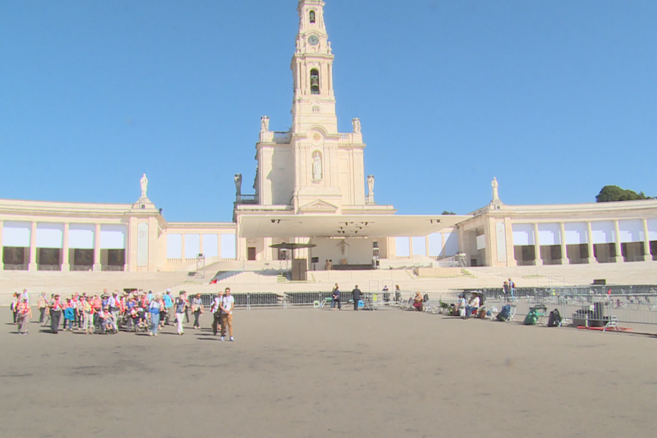 batina, sangue, Fátima, relíquia, São João Paulo II, fiéis, Capela da Ressurreição de Jesus, ataque