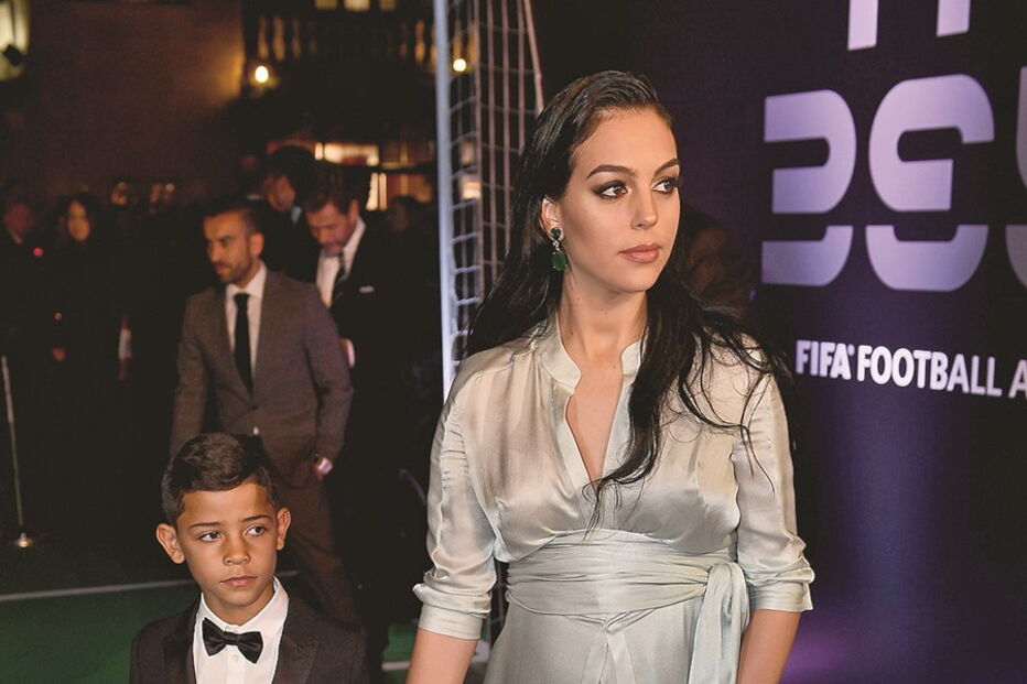 FIFA, cr7, cristiano ronaldo, Messi, gravidez, estilo, beleza, passadeira vermelha, gio, georgina