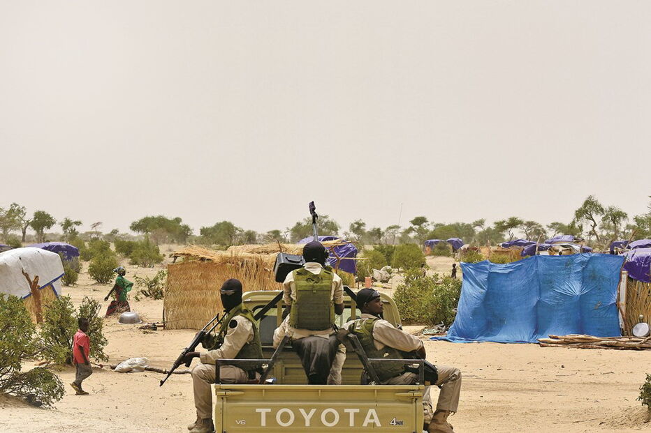 Quinze homens armados com metralhadoras raptaram o português José Machado, numa estrada no centro da Nigéria    