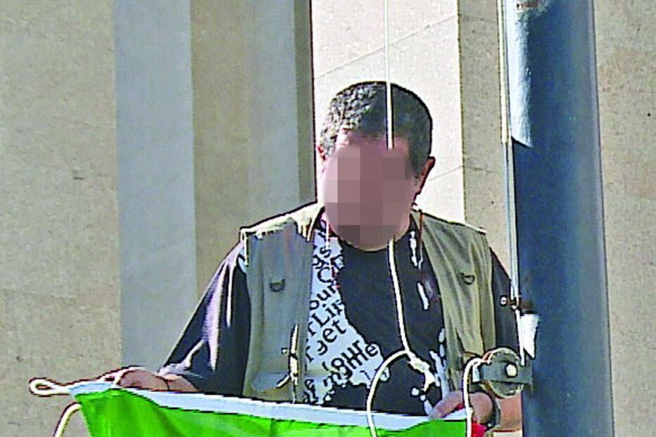 Nova bandeira portuguesa foi ontem hasteada