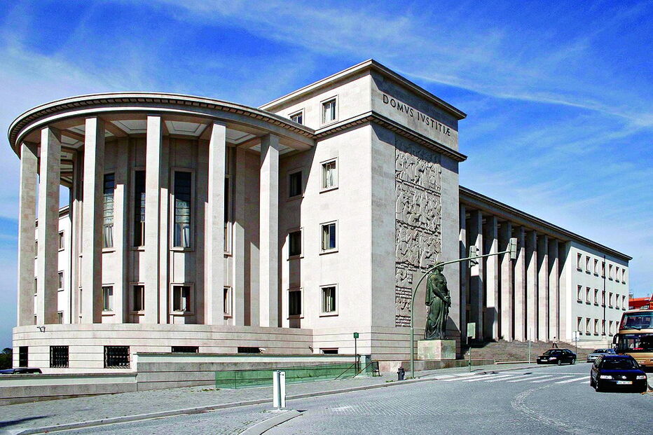 Caso diz respeito a acórdão da Relação do Porto 