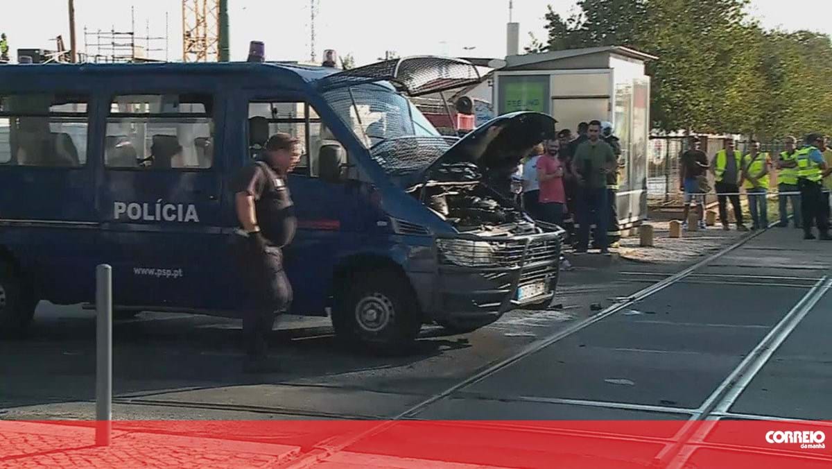 PSP vai reparar carros avariados - Portugal - Correio da Manhã