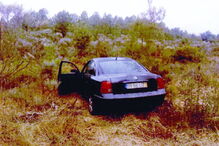 Carro do casal foi abandonado não muito longe do local dos disparos. A GNR só o descobriu horas depois
