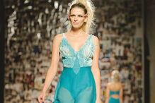 estilista, fátima lopes, carreira, aniversário, desfile, ousado, Convento do Beato, Lisboa, manequins, ousadia